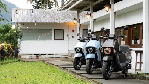 ▲SYM 4MICA此次以「空間極大質，自由是裝出來」為核心定位，迎來全新改款。（圖／翻攝畫面）