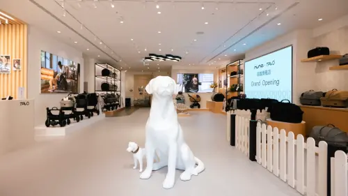 ▲有別於傳統百貨型⺟嬰通路，品牌以旗艦店⾯之形式落腳⾼雄，同時也將寵物友善納入空間設計考量。（圖／翻攝畫面）
