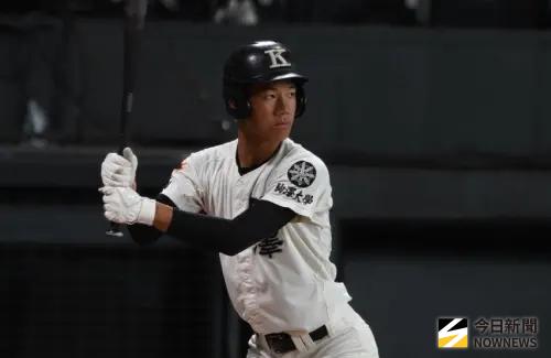 ▲台灣「野球留學生」林逸洋就讀北海道駒大苫小牧高校，雖然未能率隊打進甲子園，但他順利考上慶應大學，實現「文武兩道」的精神。（圖／林逸洋提供）