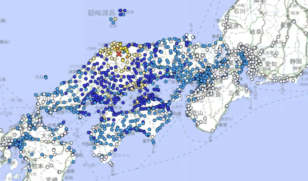 ▲日本島根縣東部今天上午發生規模6.2的地震，地震專家郭鎧紋表示，本起地震與南海海槽無關，形態類似台灣嘉南地震。（圖／日本氣象廳）