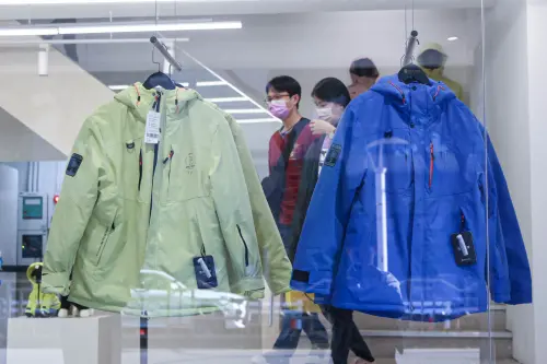 ONE BOY秋冬熱賣Top 3！智能升溫外套加熱方式、簡易洗法揭密
