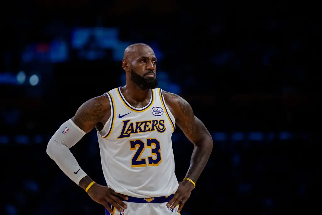 ▲NBA洛杉磯湖人將於明（7）日客場迎戰紐奧良鵜鶘，湖人八村壘、里弗斯本場比賽將因傷缺戰，湖人能否在客場連續連勝，東契奇（Luka Doncic）將成關鍵。（圖／美聯社／達志影像）