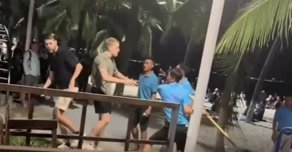 ▲治安良好的越南芽莊近期傳出旅客和當地業者的街頭衝突事件，引發關注。（圖／翻攝自影片）