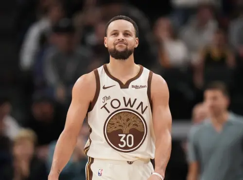 影／柯瑞秀「馬戲團」神拋投！竟被裁判沒收　勇迷怒了：太晚響哨
