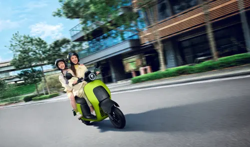 ▲Gogoro 表現強勢，2025 年銷售最大亮點，就是 EZZY 奪下電車年度銷售冠軍。（圖/Gogoro 官網）
