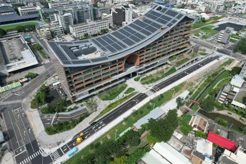 鳳山車站南側曹謹路通車　打造宜居宜行鳳山城市新門戶
