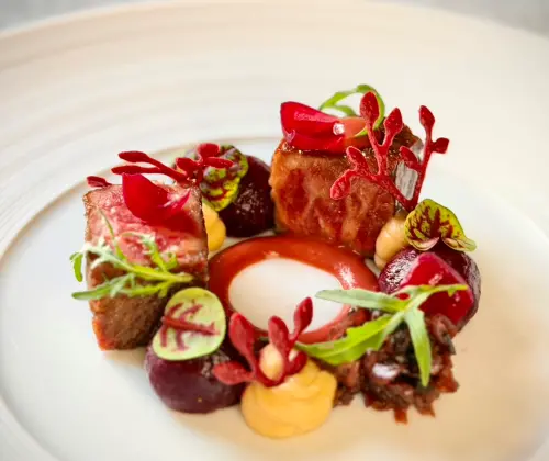 ▲方蒔推出冬季菜單，圖為F1乾式熟成21天肋眼。（圖／方蒔提供 www.facebook.com/ThefronthouseTW/）