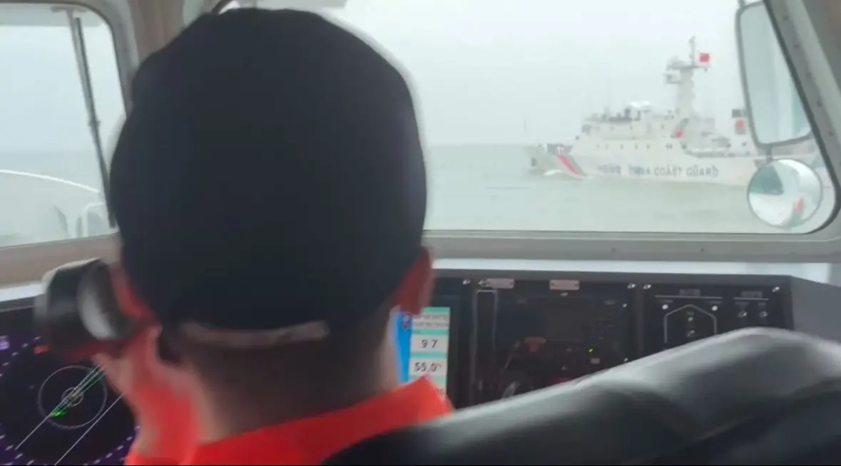 ▲一週內兩度進犯！中國海警分頭包抄金門海域，我海巡強勢併航驅離。（圖／海巡署）