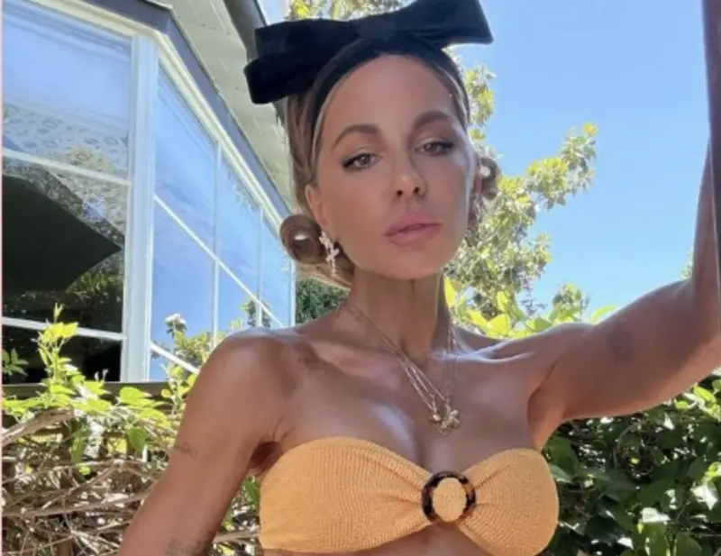 美魔女凱特貝琴薩驚現皮包骨！酸民攻擊不忍了　痛失雙親毫無胃口