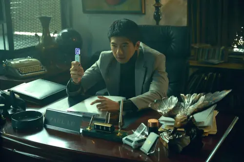 ▲傅孟柏（如圖）在預告片中一句「為了達成目的，有什麼東西是不能犧牲的」的超壞反派角色也為劇情留下伏筆。（圖／樂波時代提供）