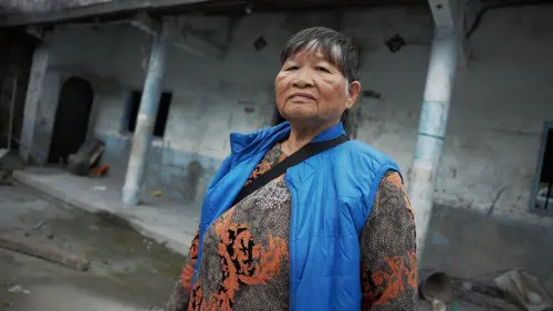 ▲丈夫留給洪美仁的百年祖厝被洪水襲擊，家中空無一物。（圖／記者王郁勳攝）