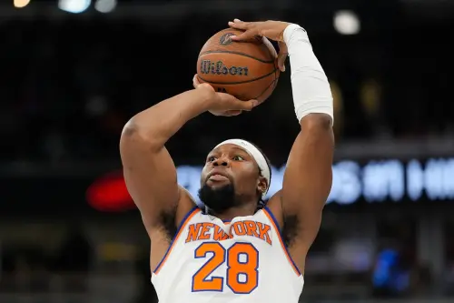 ▲ 尼克自贏得首屆NBA盃後表現停滯，防守效率跌至聯盟中段。對總裁羅斯（Leon Rose）而言，字母哥是完成奪冠拼圖的最後一人。（圖／美聯社／達志影像）