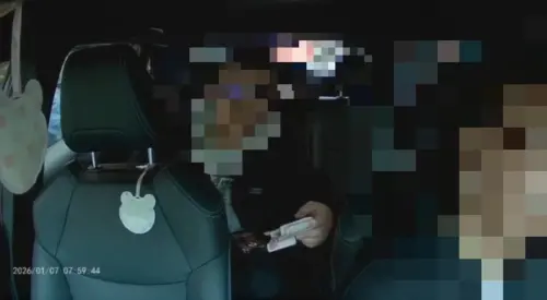 搭小黃車錢用丟的！酒店男嗆運將三字經　遭勸「竟掏折疊刀」抵脖
