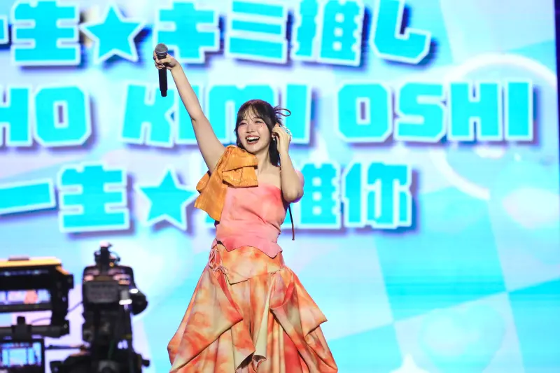 ▲鈴木愛理在演出之前走訪台南，將台南的有趣的、美好的、新奇的，全都記錄下來，並透過社群網路平台，公開給全世界成為另類的「菜奇鴨」代言人。（圖／南市府提供）