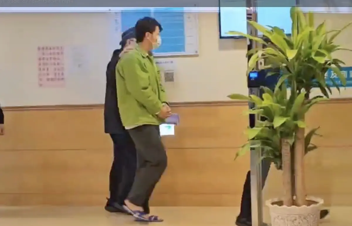 ▲台積電第四名內鬼陳姓工程師，8日移審智慧財產及商業法院，由法官訊問並裁定是否繼續羈押。（圖／翻攝畫面）