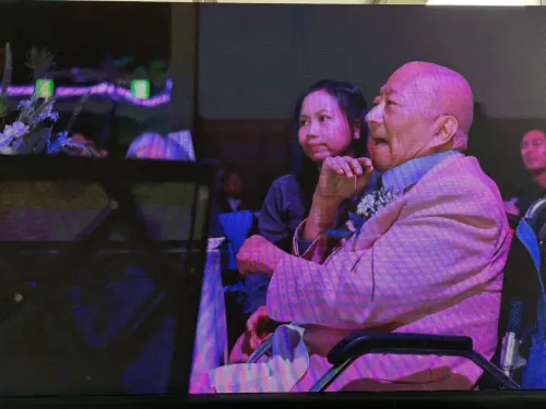 林光寧告別式演藝圈致哀！JJ、A-Lin都喊他林爸爸　送上花藍致意
