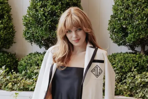 《魔髪奇緣》主角出爐！21歲新秀擠掉Lisa　milo manheim扛男一
