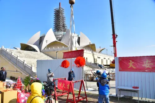 等了13年　台中大安媽祖像上梁　打造海線新地標
