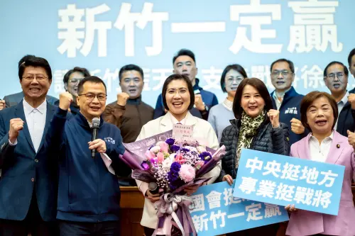 徐欣瑩正式宣布參選新竹縣！藍委吶喊力挺　林思銘缺席成焦點
