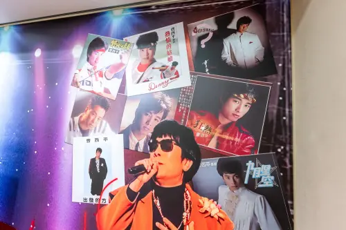 ▲曹西平靈堂以他歷年經典專輯名稱為核心視覺，透過其音樂作品，回望他在舞台上所展現的熱情與生命力。（圖／冬瓜旅行提供）