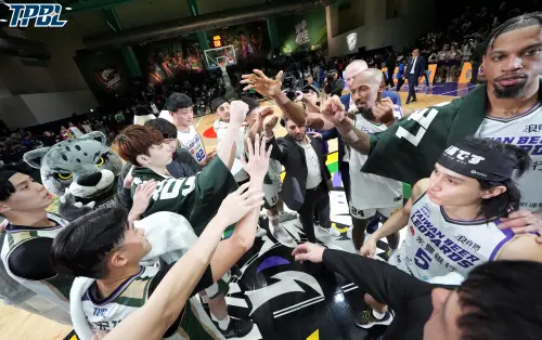 ▲總結雲豹上半季的表現，羅德爾給予正面評價，認為球隊目前處於一個非常有利的位置，但他也提醒球員不能掉以輕心。（圖／TPBL提供）