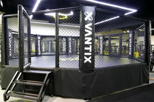 ▲格鬥。（圖／梵帝仕訓練學院提供）