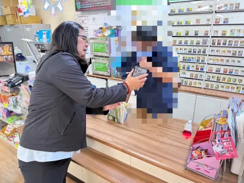 ▲當天夜間適逢寒流來襲，少年隊員警頂在街頭巷尾反覆查訪，逐格比對監視器影像，只為盡快掌握少年行蹤。（圖／高市警局少年隊提供）