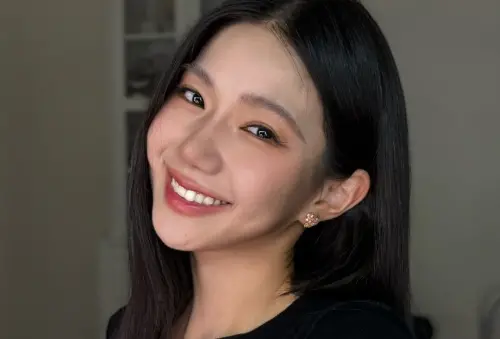 家寧新年第一餐被搭訕！路人要IG驚呼：原來就是妳　她尬笑吐4字
