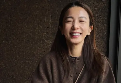 Hebe回台低潮發長文！認了長期失眠　起床崩潰大哭：努力卻睡不好
