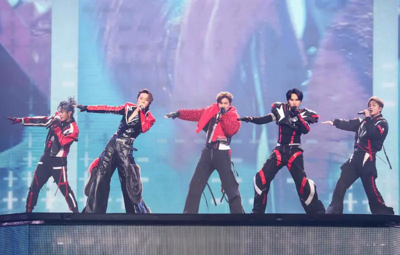 坤達捲閃兵案哽咽！感謝歌迷接住、淚謝柯佳嬿：今天剛好是她生日