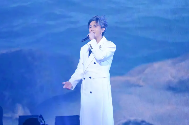 Toro變身雪天使重現經典！女主角王宇婕台下力挺　Energy掀回憶殺