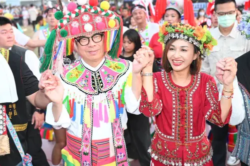 內幕／基層動員成關鍵！邱議瑩大軍12萬封簡訊操兵預演
