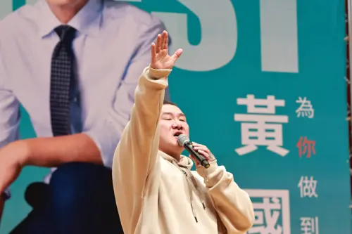 力挺黃國昌戰新北！館長被起訴後首現身　開嗆：2026教訓賴清德
