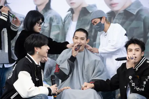 Ozone入伍倒數！煥鈞舞台上直接剃頭變超短髮　文廷送禮搞烏龍
