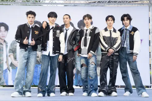 ▲Ozone除了文廷，將全員入伍。左起為哲言、祖安、煥鈞、文廷、子翔、佳辰。（圖／索尼音樂提供）