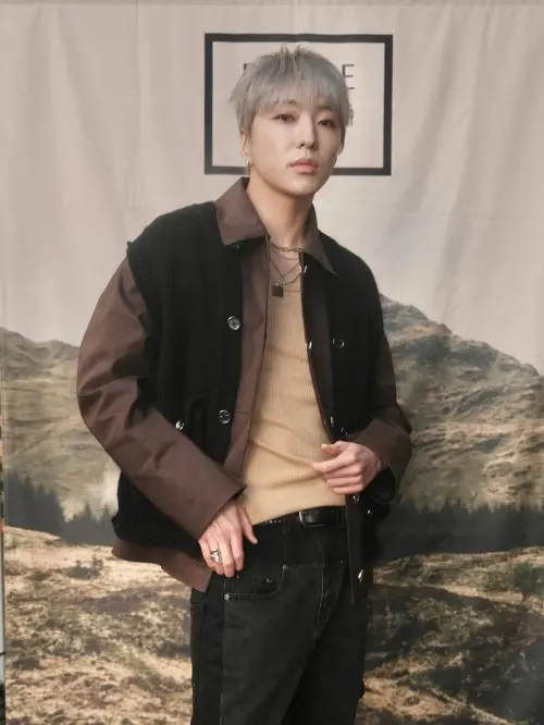 ▲雖然已是資深偶像，但姜勝允始終對創作與舞台保持敬畏之心。他曾在採訪中表示：「我最怕的不是輸或失敗，而是自己有一天停下腳步，不再想做音樂。」（圖／翻攝自IG w_n_r00）