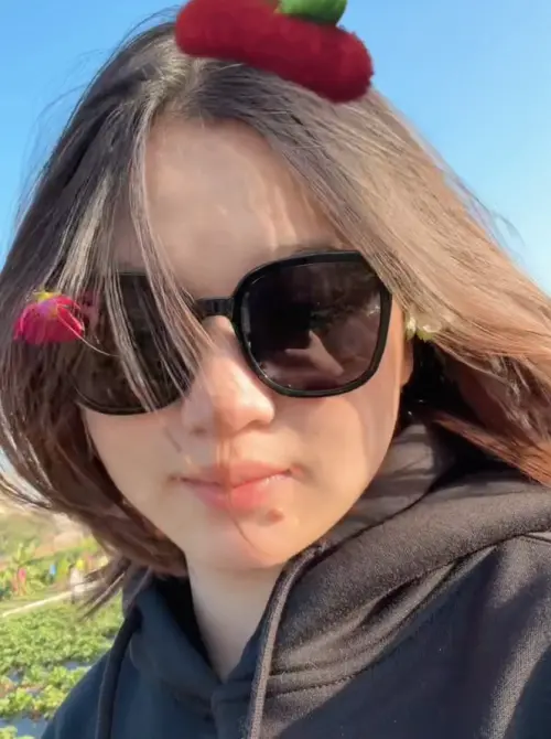 ▲▼長髮的全紅嬋顯得少女味十足，粉絲一片好評。（圖／全紅嬋微博）