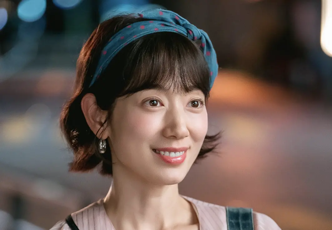 ▲朴信惠3日被《朝鮮日報》點名疑涉逃稅，設立個人法人公司長達6年遭質疑，不過稍後原始報導下架，引發關注。（圖／vn.cjenm.com）