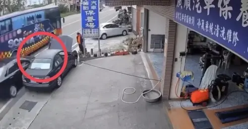 高雄「廟二代」酒駕黑歷史曝！25歲單親媽被撞骨盆碎、雙腿斷命危
