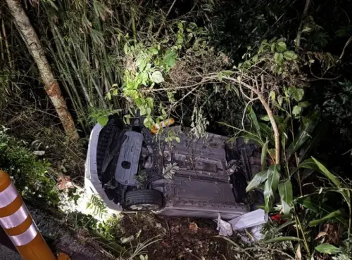 苗栗情侶分手鬧翻！女方縱火工寮男方追撞殺人未遂　雙雙移送法辦
