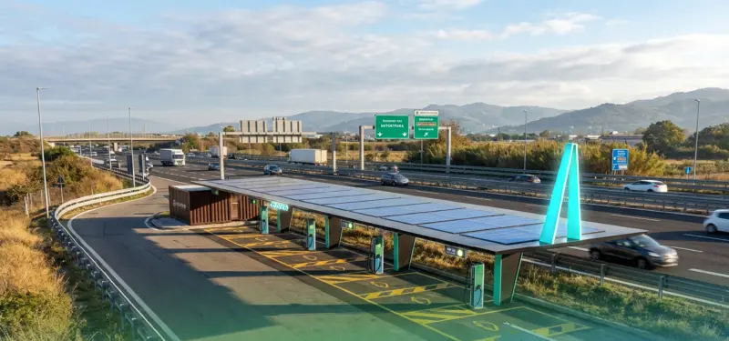 歐洲電網老舊台泥充儲一體成關鍵　順利卡位義大利高速公路充電站
