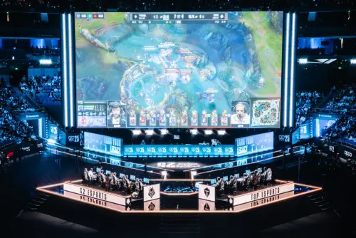 LOL／《最強聯盟》停更！精華剪10年落幕　粉絲不捨：從小看到大
