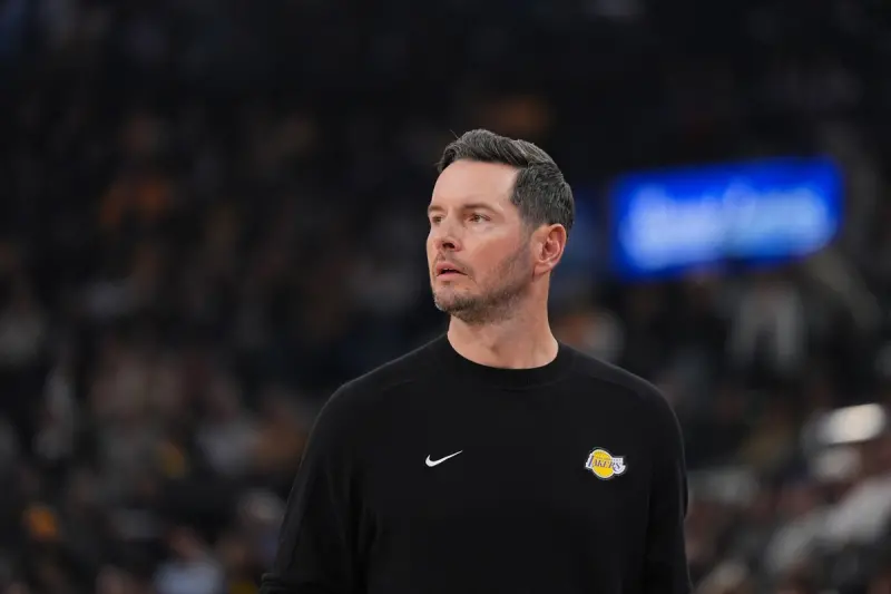 NBA／湖人輸球還嘴硬？雷迪克牽拖手感不佳：本該有50次助攻機會