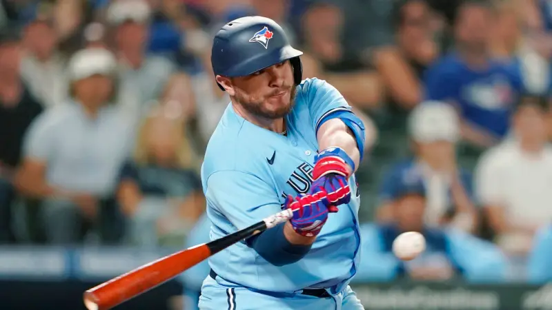 經典賽／藍鳥強打捕手柯克接WBC墨西哥隊長　本季敲15轟、76打點