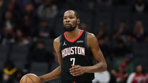 ▲火箭情況比較急迫一些，主要原因是杜蘭特（Kevin Durant）年紀並不小，與柯瑞的情況相同。（圖／美聯社／達志影像）