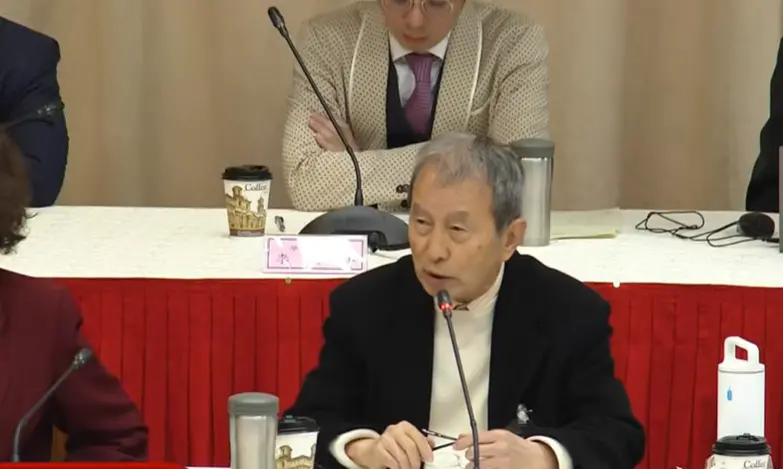 ▲東海大學法律系退休教授林騰鷂批民進黨對不起台灣人，引發民進黨立委莊瑞雄不滿，雙方互嗆。（圖／翻攝立院ivod系統）