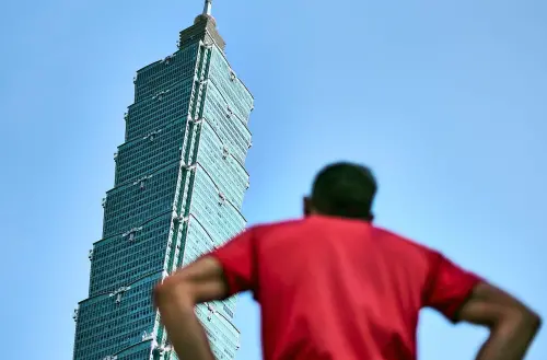 霍諾德徒手攀台北101！觀景台、信義區交通管制　YouBike暫停服務
