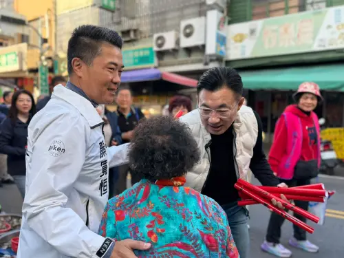 ▲江啟臣努力在台中海線曝光，今天由立委顏寬恒陪同到烏日拜票。（圖／江啟臣提供，2026.01.14）