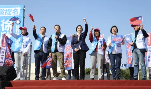 徐欣瑩、陳見賢相爭新竹縣長　初選採「七成民調、三成黨員投票」
