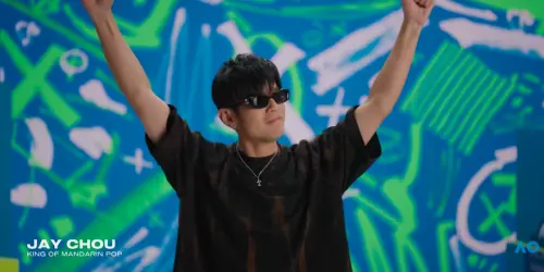 周杰倫上場前花絮曝光！與小蠻牛相見歡　澳網主播介紹：來自台灣
